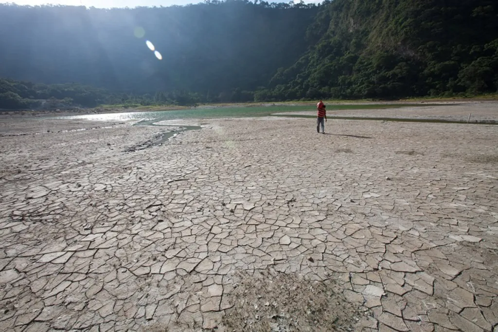 El Salvador y Panamá declaran la alerta máxima por la sequía asociada al fenómeno de El Niño